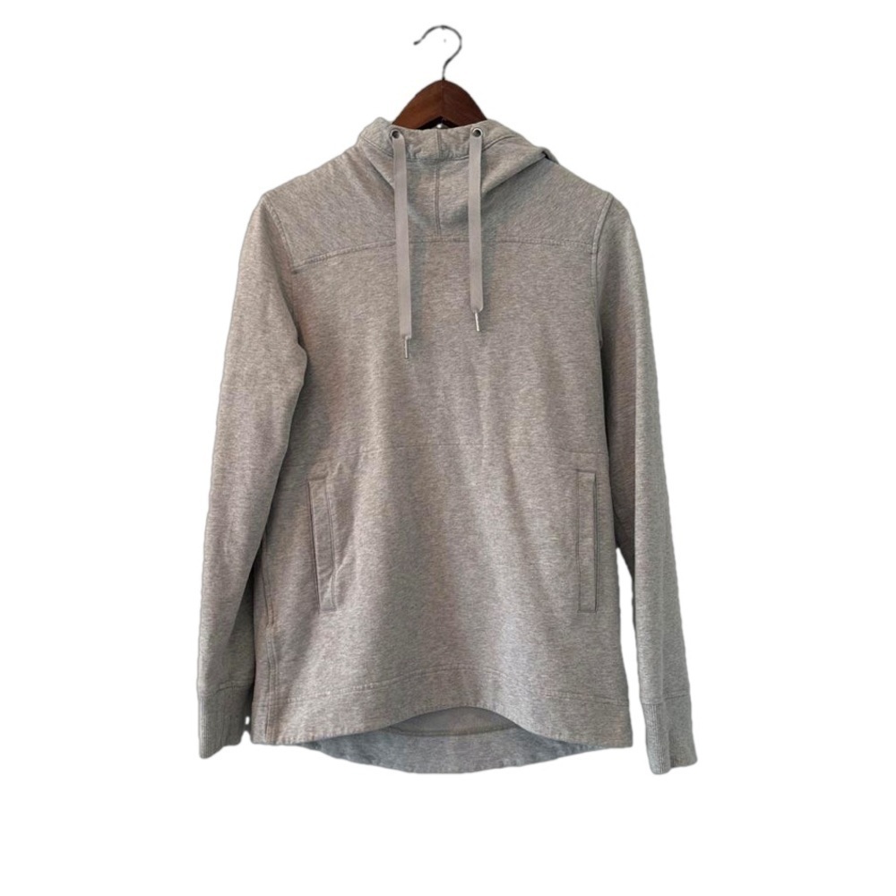 Lululemon women’s gray pullover hoodie